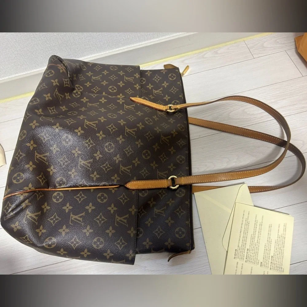 💎✨ TOP ZIPPER ✨💎 HUGE Louis Vuitton X-LARGE TOTE TOTALLY GM W/ RECEIPT - Picture 5 of 16